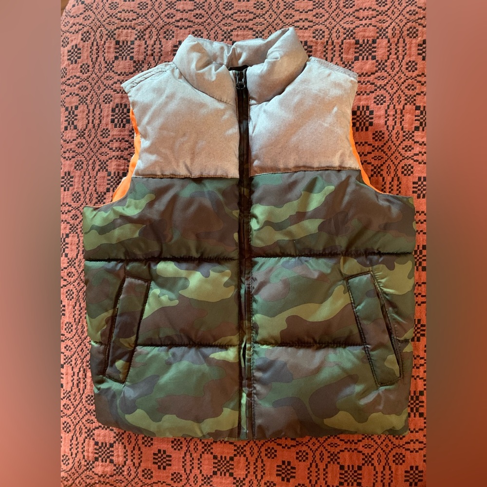 Boys size 5 Old Navy Vest